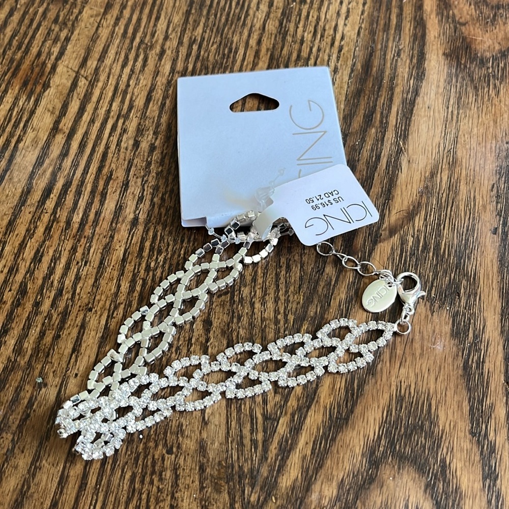 Icing bracelet, brand new